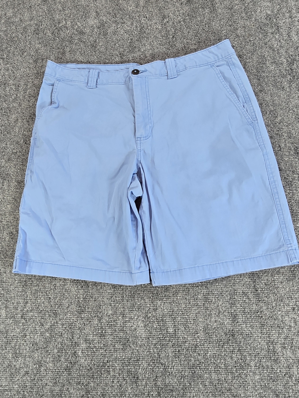 Magellan Outdoors Shorts Mens 35 Light Blue Flat Front Casual Fishing Golf